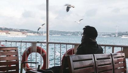 王钰栋双响!U22国足5-0领先